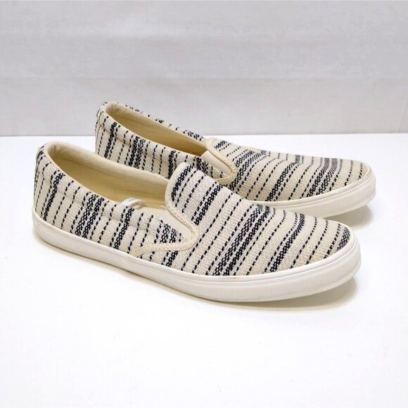 Old Navy Slip-On Sneakers Size 9 V/305979 Black & White Striped Canvas Material - Picture 1 of 6